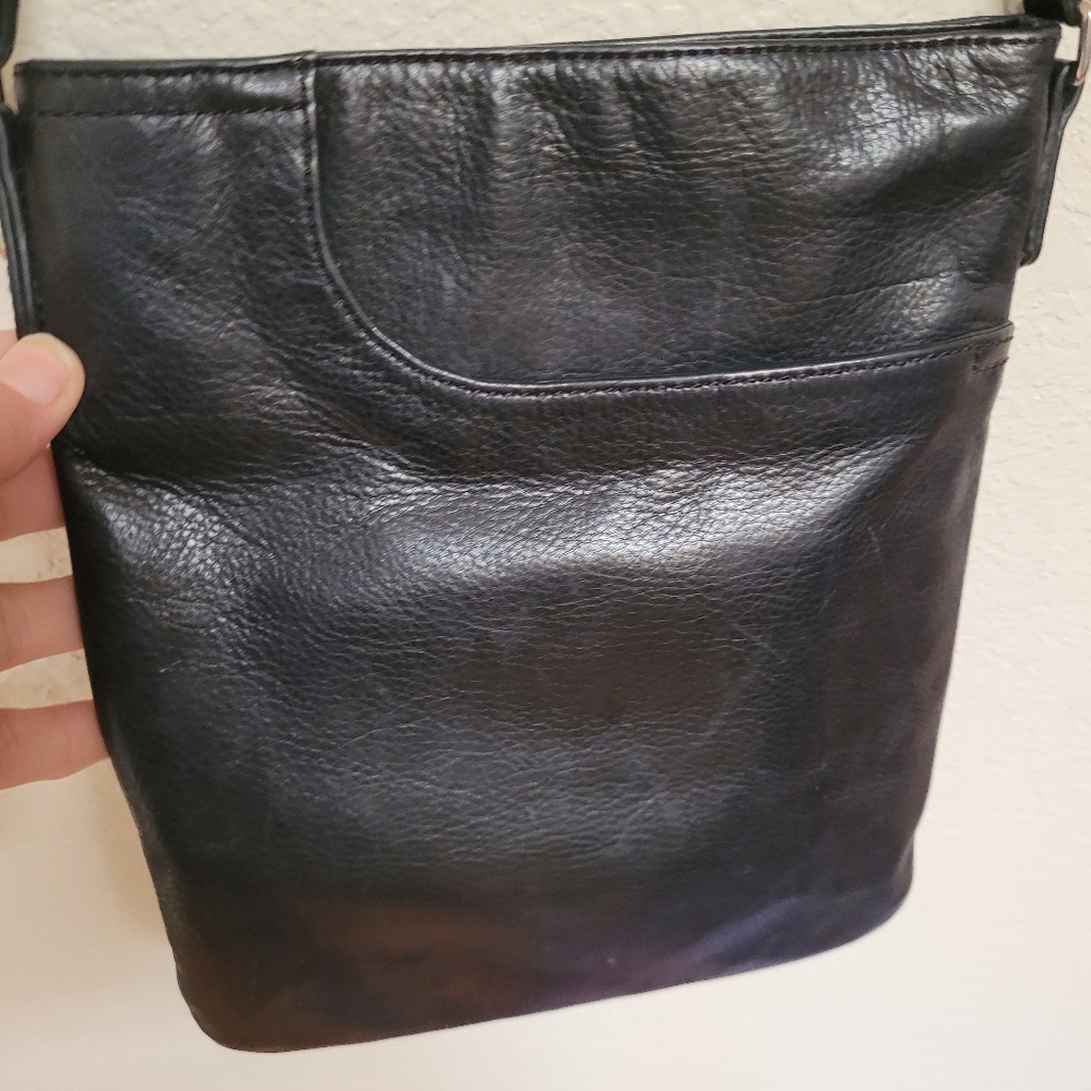 Margot Black Leather Crossbody Bag - Picture 5 of 7